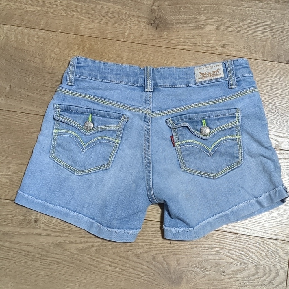 Levi’s Midi Short Light Wash Size 1 - Picture 2 of 10